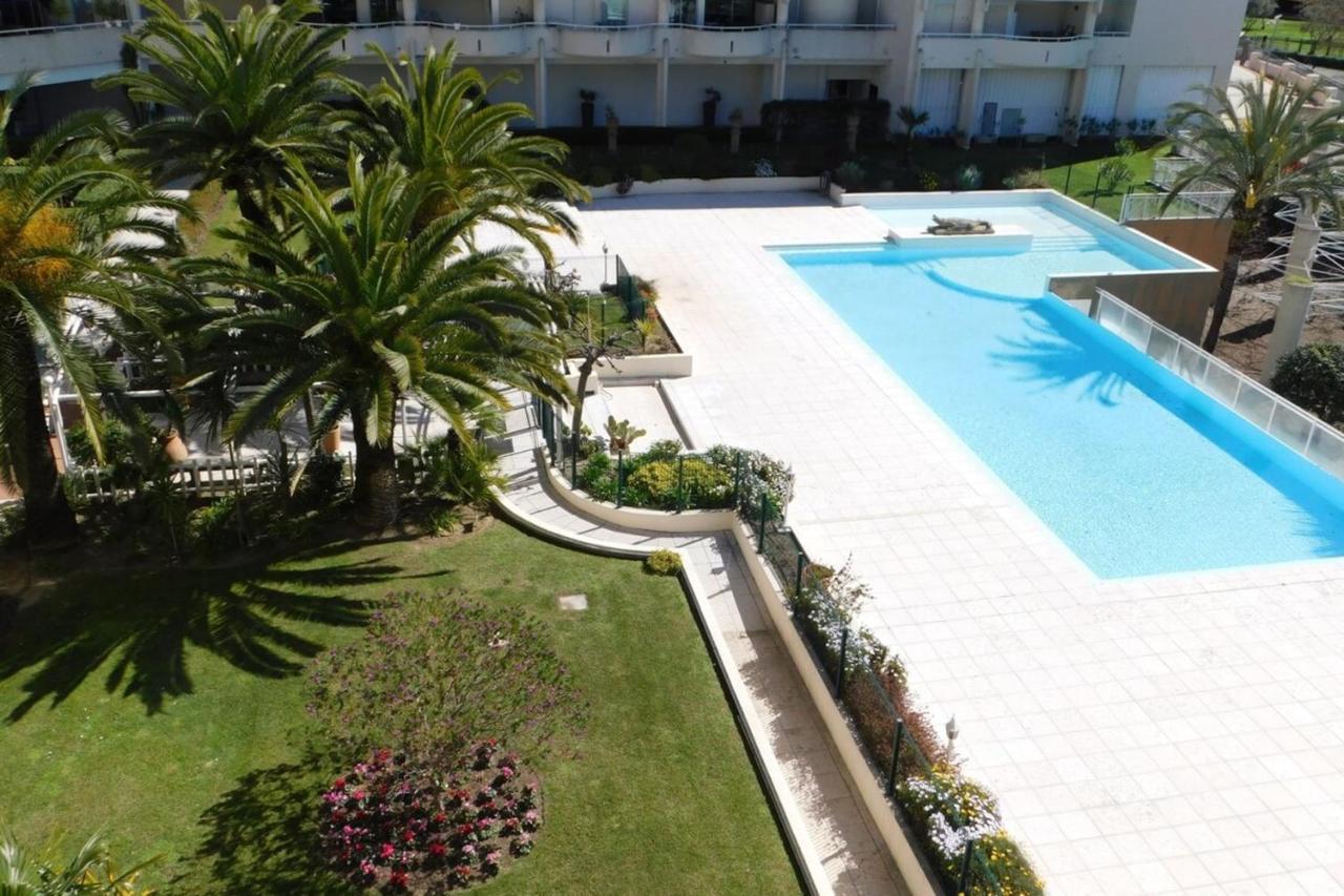 Апартаменты "T2 "Antibes Les Pins 3" Air Conditionned Sea View With Parking And Pool" Экстерьер фото